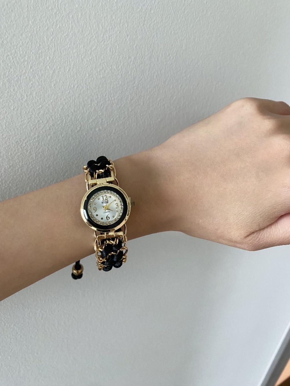 Black Gold Quartz Watch Wristband Jewelry Gorgeous New